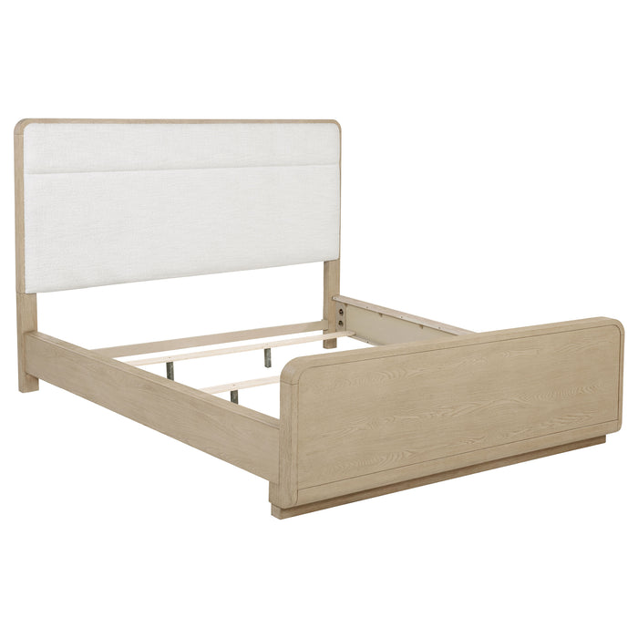 Ladera Panel Bed