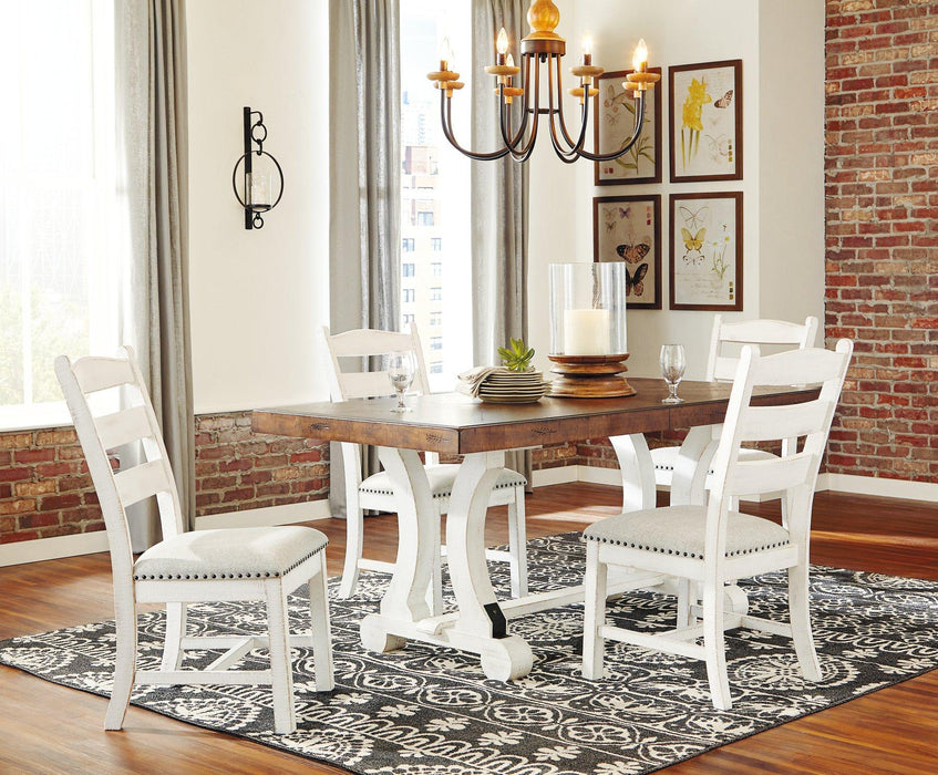 Valebeck Dining Room Set