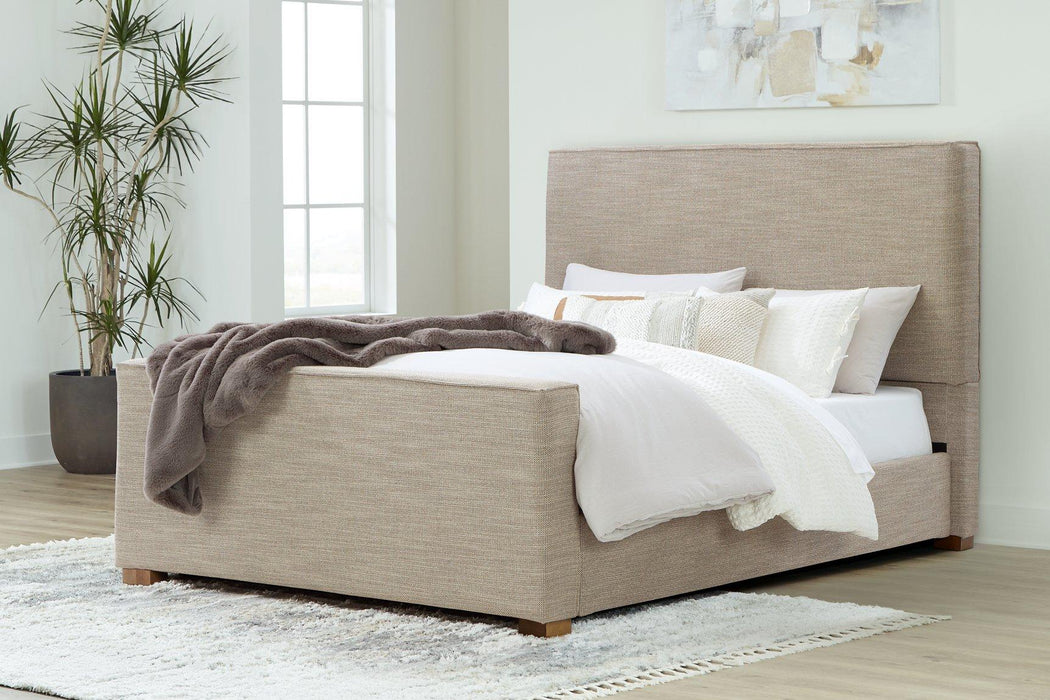 Dakmore Upholstered Bed