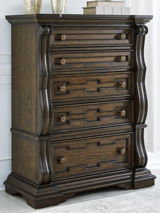 Maylee Chest of Drawers