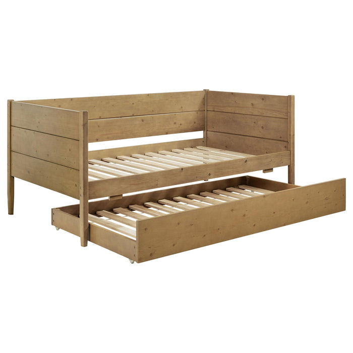 Calinda Daybeds