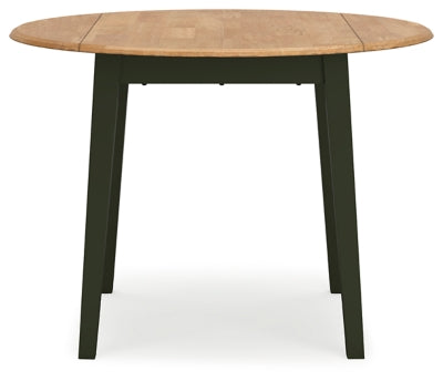 Ashley Furniture Gesthaven dining room set with a wooden table and matching chairs, shown from a head-on angle.