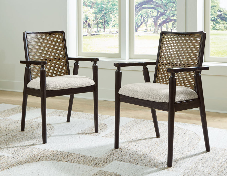 Galliden Dining Room Set